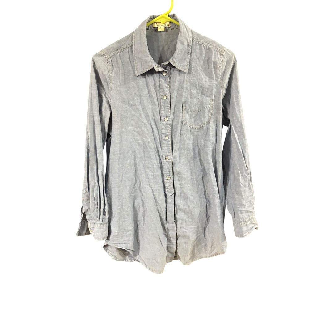 Twentyone Womens Small Light Blue Chambray Cotton pearl Button Down Long Sleeve